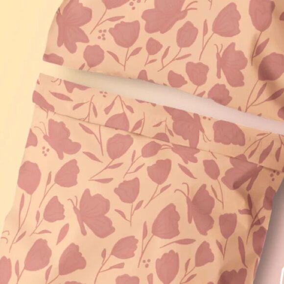 Poly mailers  - Picture 2 of 14